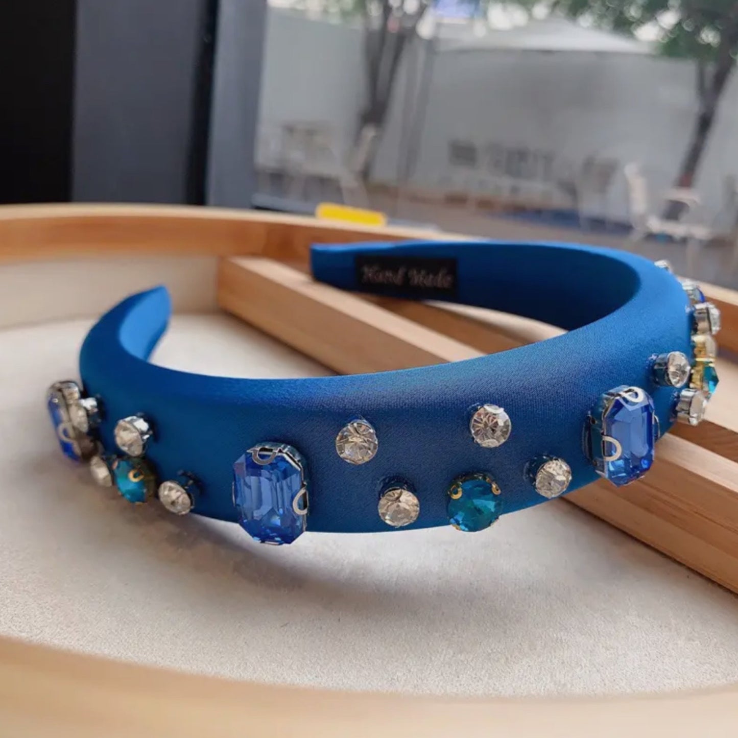 Peach - Blå hårbøjle med sten