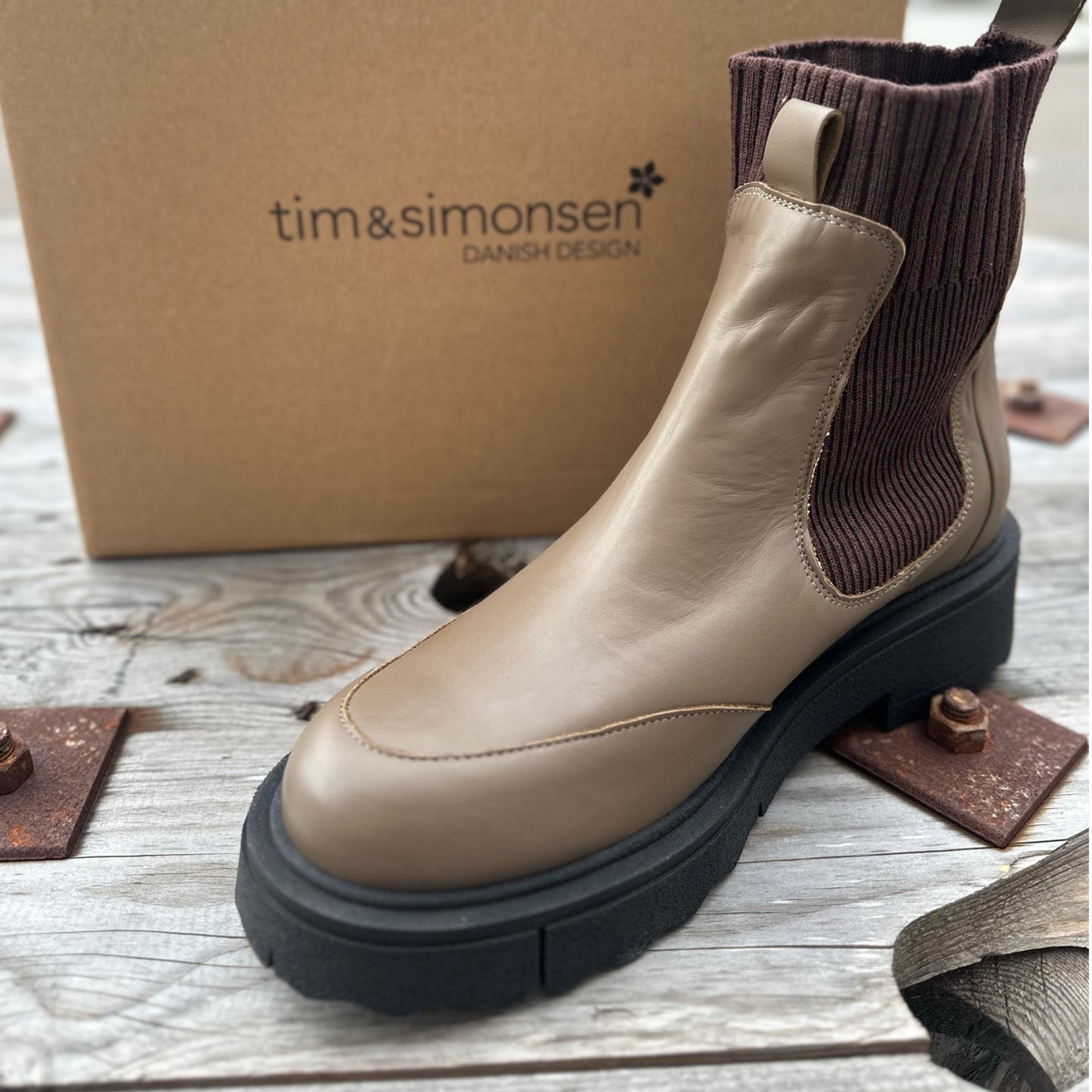 Tim & Simonsen - Tonya Dune - Marron - Merle og Wilde ApS