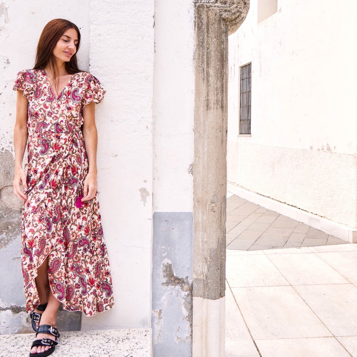 Black colour - BCluna flared wrap dress - vivid rouge - Merle og Wilde ApS
