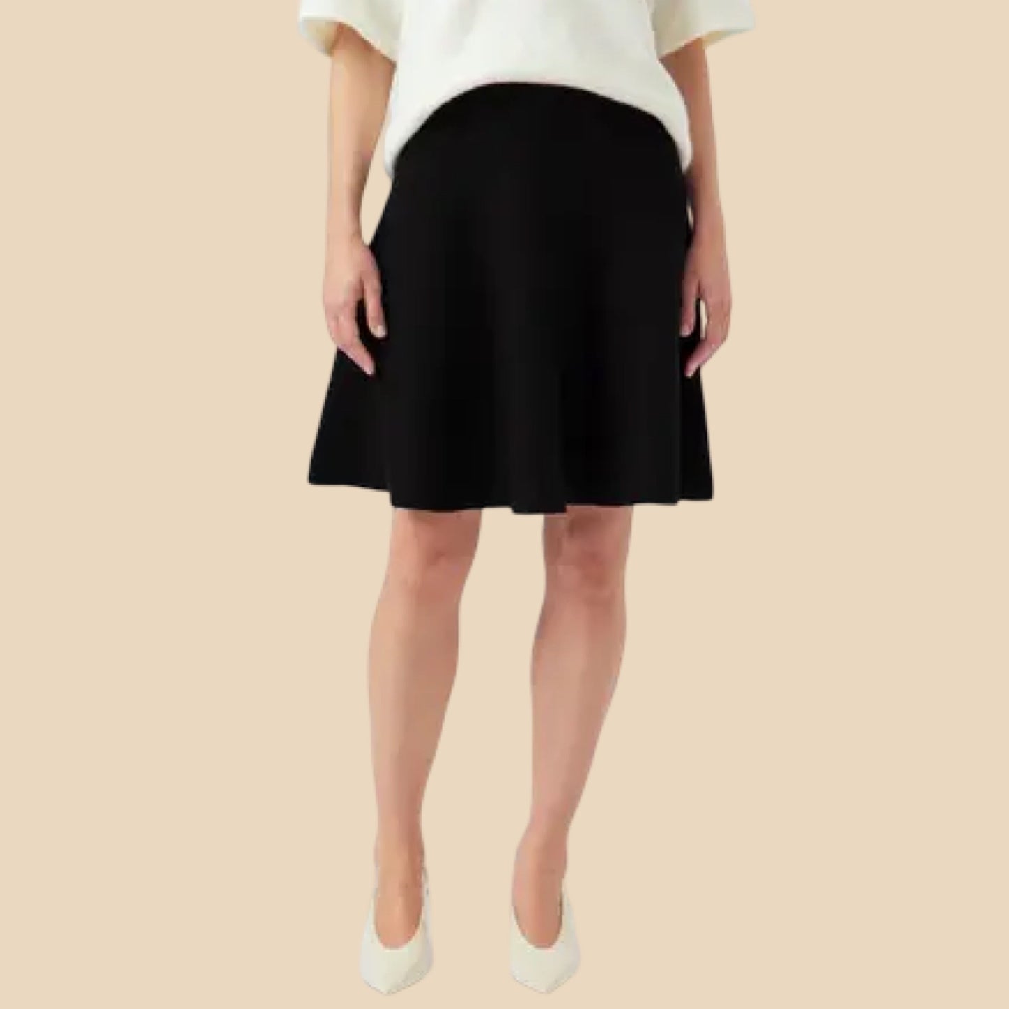 YAS - Yasfonny HW knit skirt s. Noos - Black - Merle og Wilde ApS