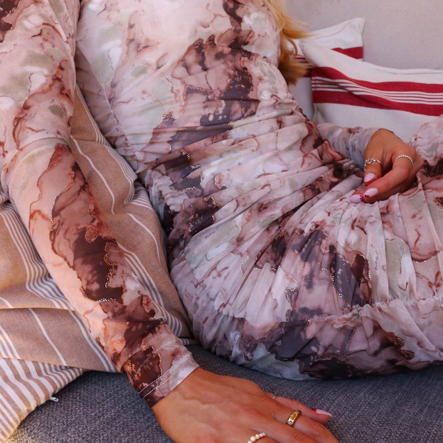 Liberte - Mesh LS Long dress - Brown Gold Marble - Merle og Wilde ApS