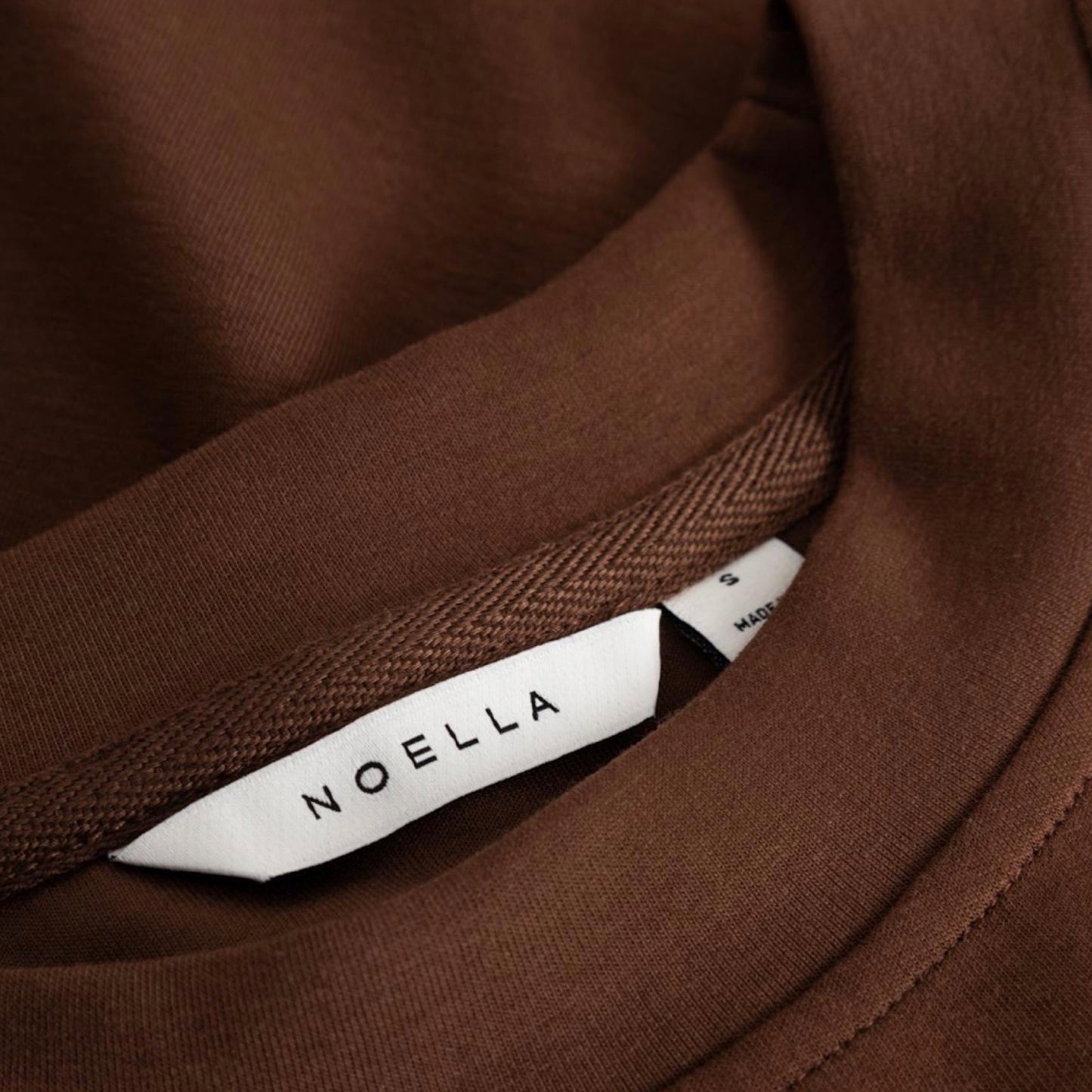 Preorder april/maj - Noella - N - maple t-shirt - clay - Merle og Wilde ApS