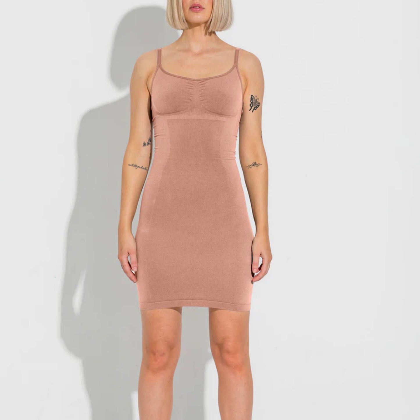 Lykkeland - Second skin shaping slip dress - Tan