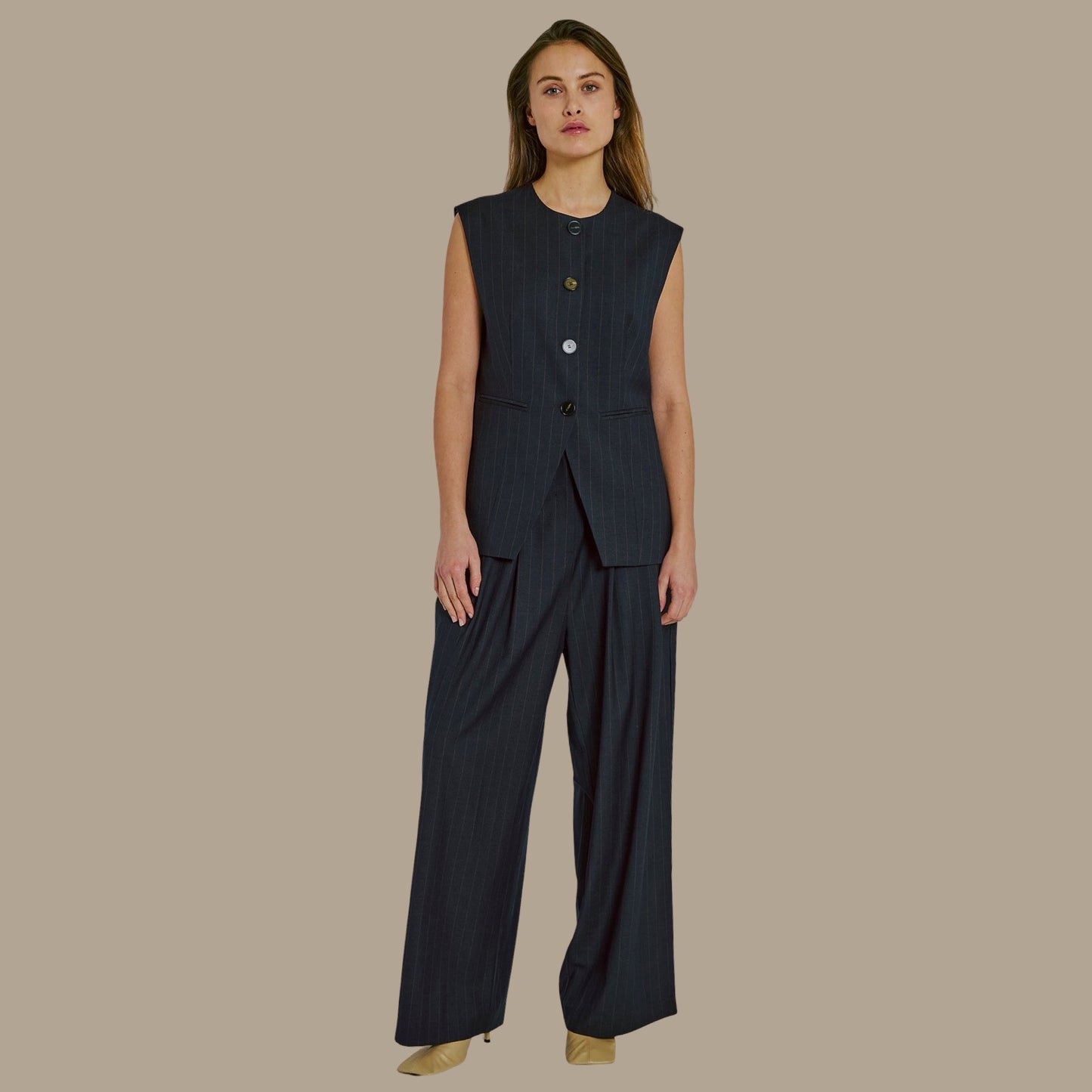 NORR - Kandria pants - Brown pinstripe - Merle og Wilde ApS