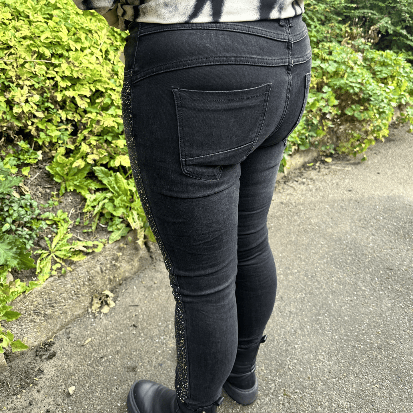 Marta du chateau - Silke jeans med sten - Mdc120-2555 - Merle og Wilde