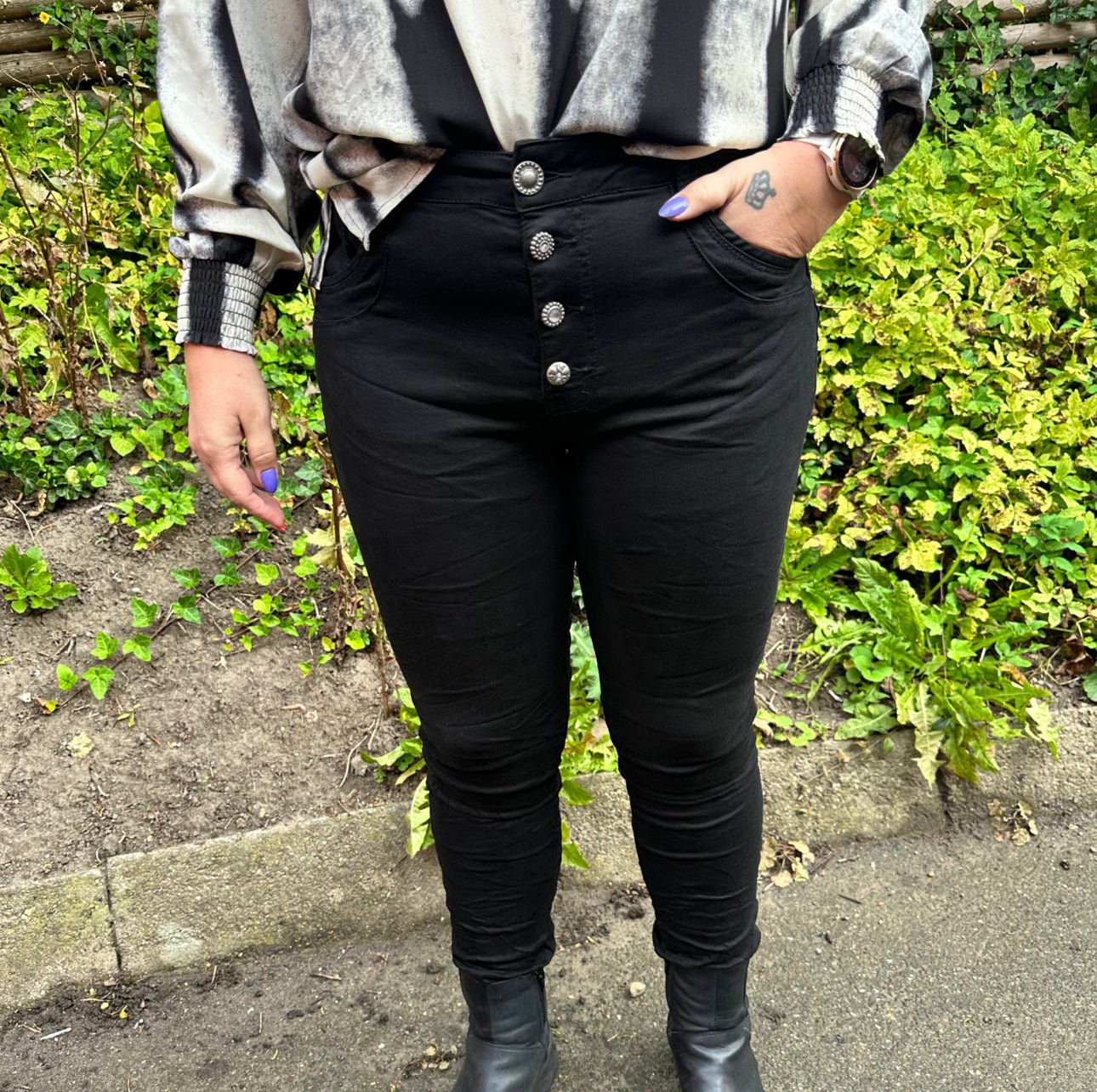 Marta du chateau - Betty jeans Black - MDC101 - Merle og Wilde