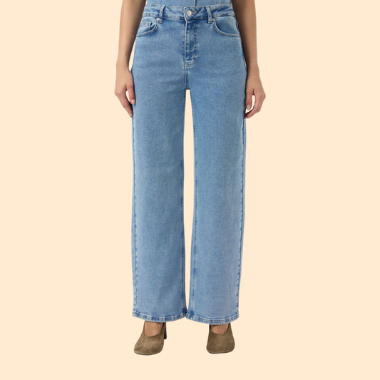 YAS - Yasrosie HW straight fit jeans - Light bluse denim - Merle og Wilde ApS