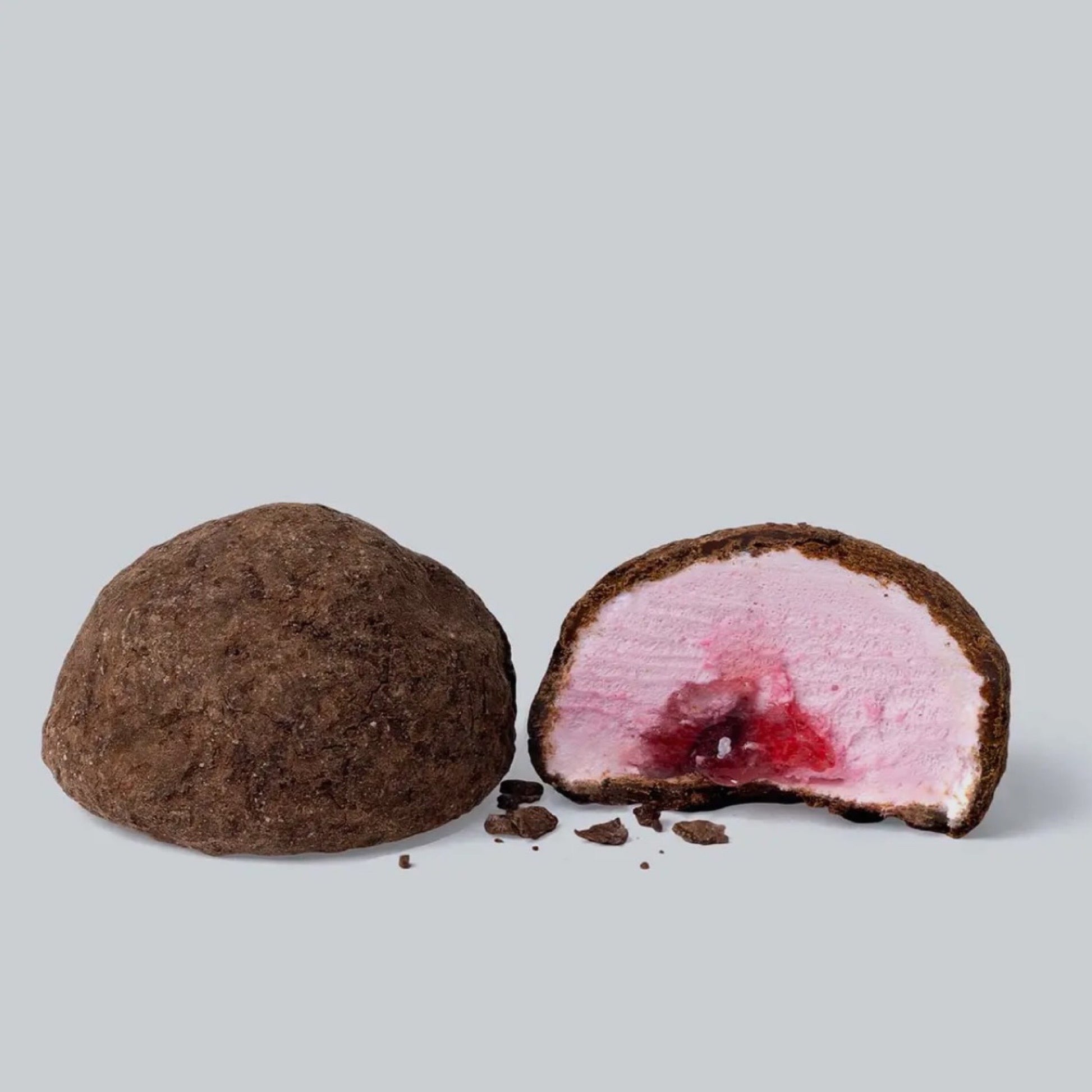 The Mallows - Strawberry filled Mallows og belgian Dark Chokolade - Merle og Wilde ApS