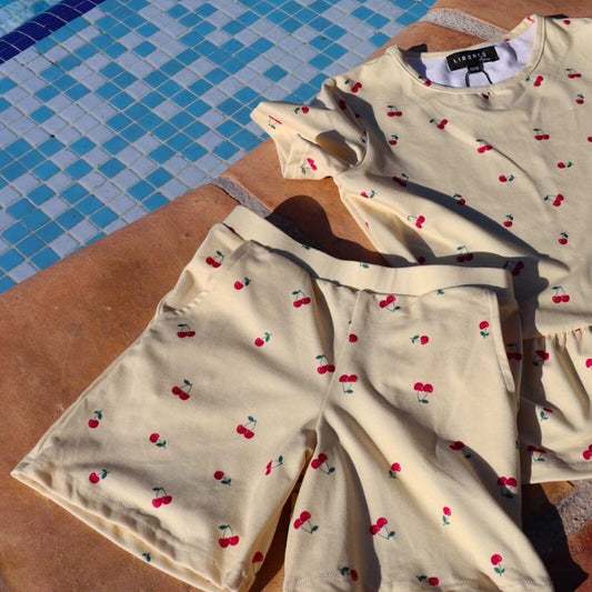 Liberte - Alma - shorts - kids - Yellow cherry - Merle og Wilde ApS