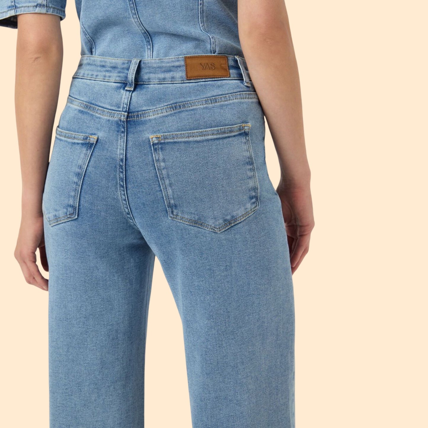 YAS - Yasrosie HW straight fit jeans - Light bluse denim - Merle og Wilde ApS