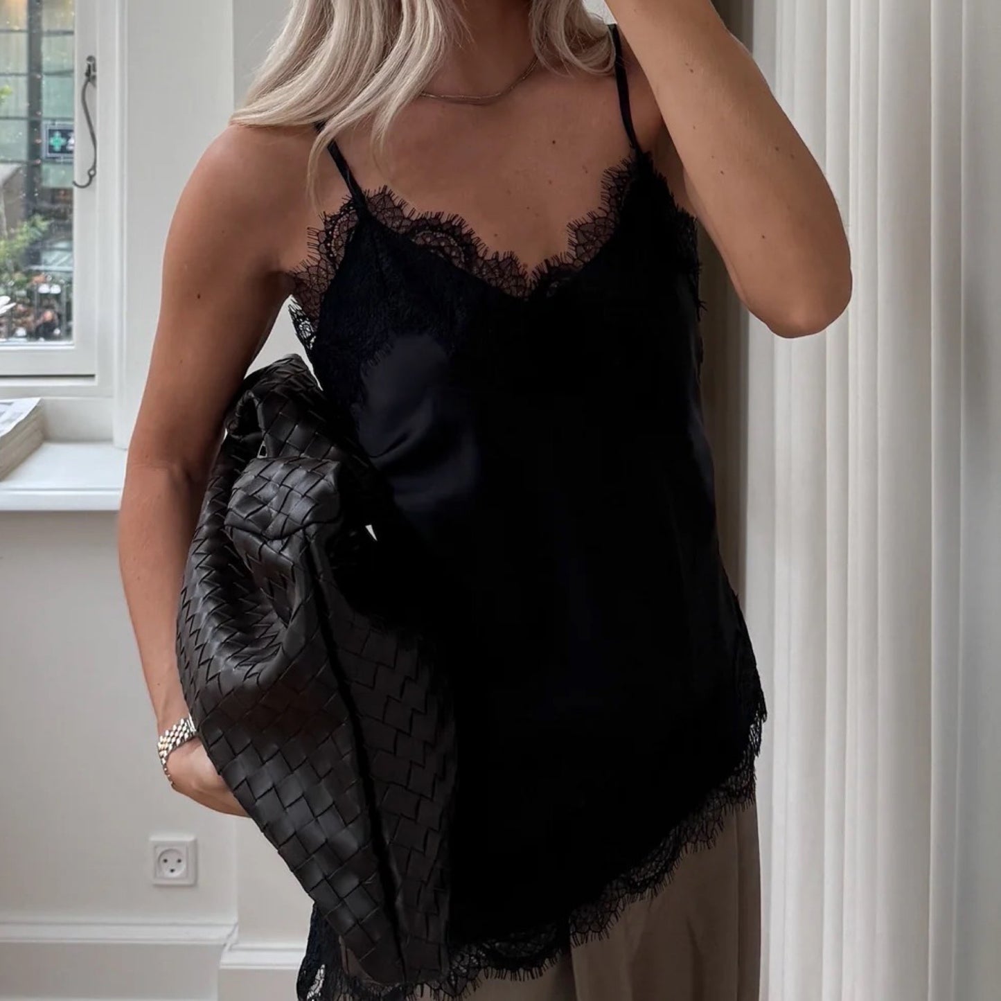 Preorder start dec. - Noella fashion - N - Minnie blouse - Black - Merle og Wilde ApS