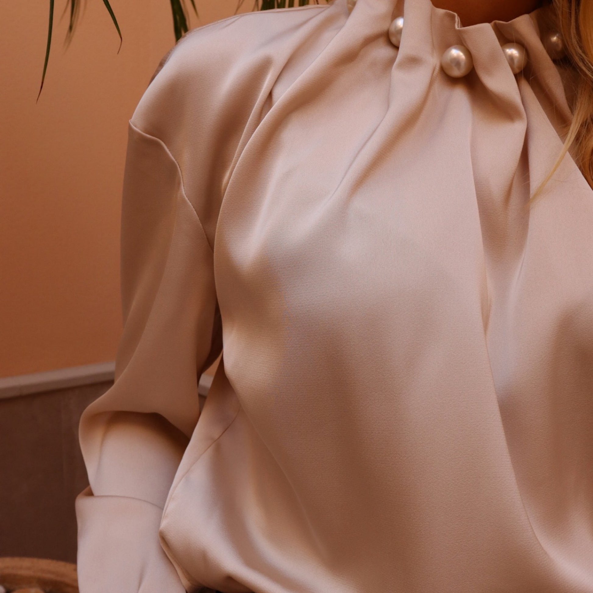 Preorder dec. - Liberté - Pip - LS - pearl - blouse - champagne - Merle og Wilde ApS