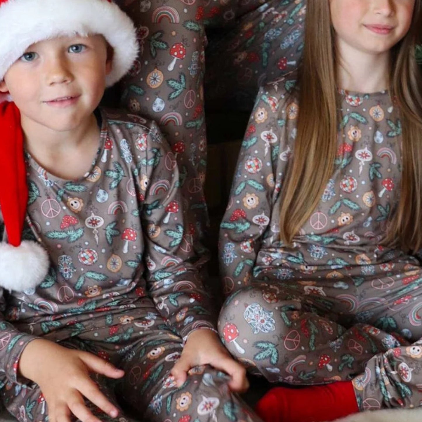 Preorder - Liberté - Alma - LS - Tshirt - kids - Smiley peace Brown - Merle og Wilde ApS