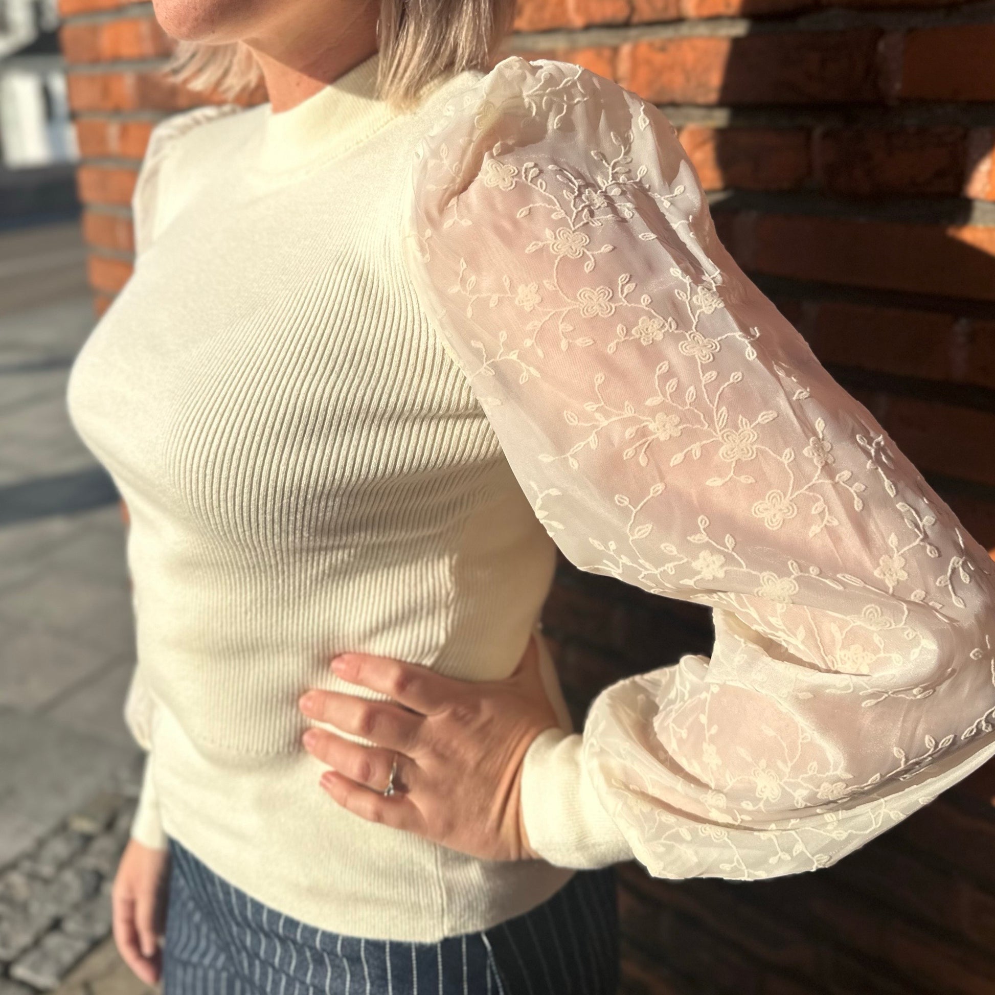 YAS - Yasdotme LS knit pullover S. Noos - Birch Flowers - Merle og Wilde ApS