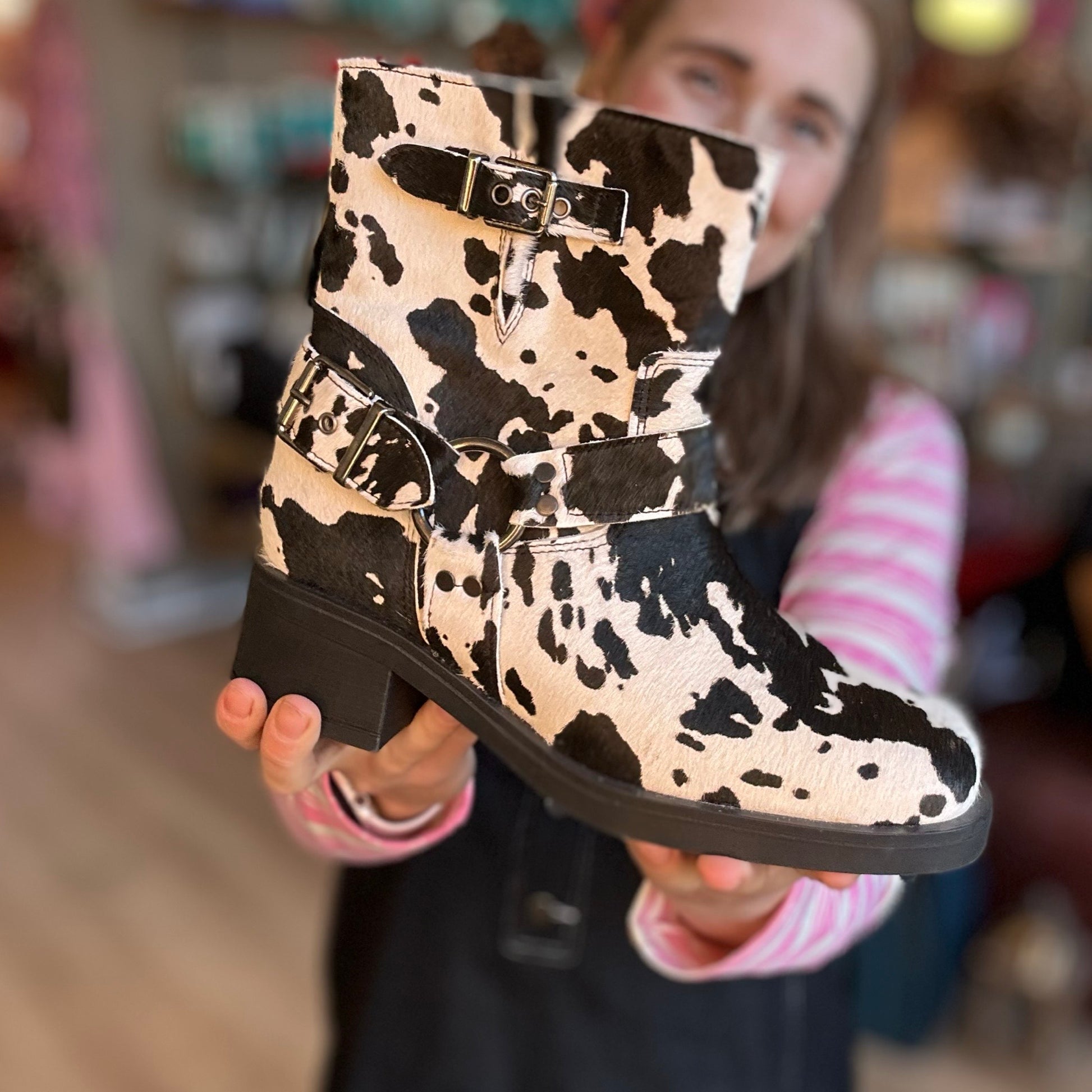 Tim&simonsen - Lora Biker Boot Cow Hair on Black - Merle og Wilde ApS