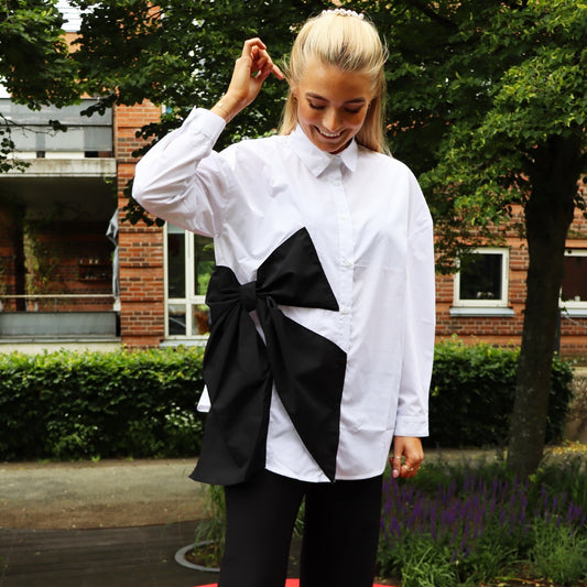 Liberte - Bow Shirt - White Black Bow