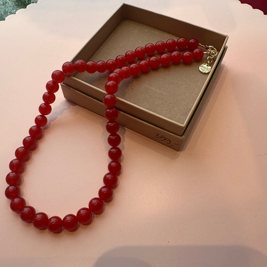 Friihof+siig - Rød perle halskæde - Merle og Wilde ApS