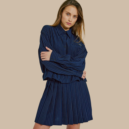 NORR - Neo pinstripe short shirt - Navy stripe - Merle og Wilde ApS